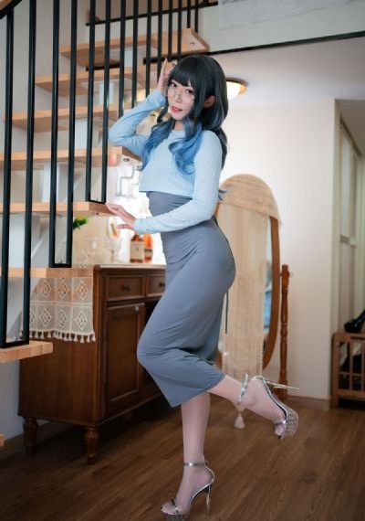 我与黑帮老大的365天_十万网红美女美酱